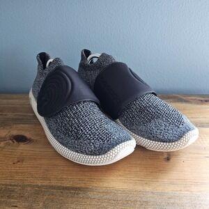 Under Armour HOVR Re-Charged Knit Laceless Athletic Shoes Sz US 11 EUC